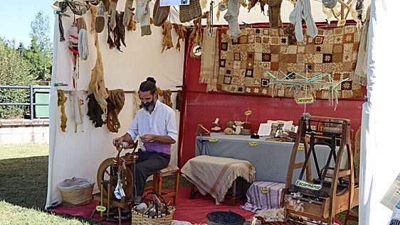 Lorenzana cumplirá quince años de su tradicional feria de artesanía