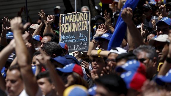 Manifestación opositora en las calles de Caracas.