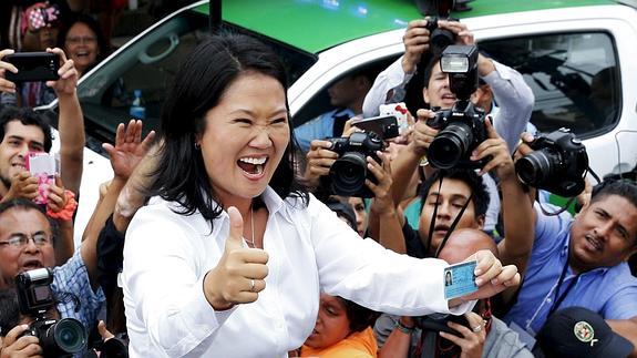 Keiko Fujimori votando esta mañana. 