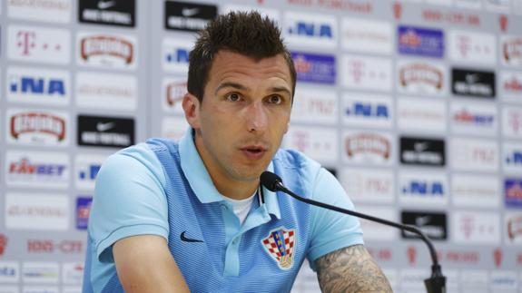 Mario Mandzukic, en plena rueda de prensa. 