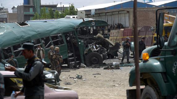 Lugar del doble atentado contra la Policía en kabul.