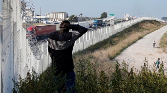 Inmigrantes en Calais.