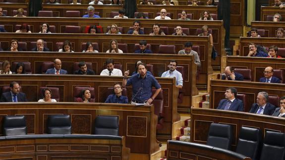 Pablo Iglesias, durante su intervención en el pleno. 