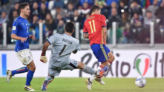 Vitolo, en la jugada del gol. 