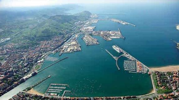 Vista aérea del Puerto de Bilbao.
