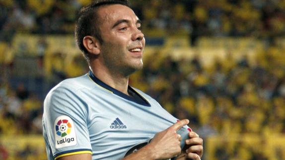 Aspas celebra un gol. 