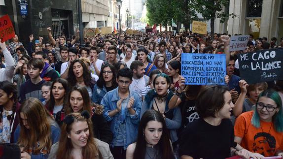 Manifestación de estudiantes en contra de la Lomce.