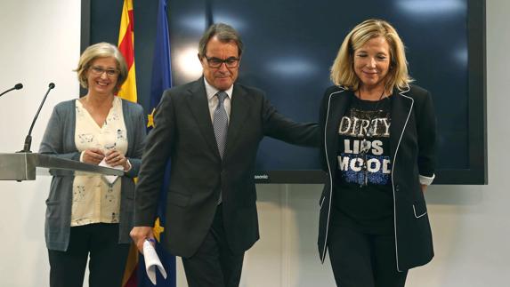 Joana Ortega, Artur Mas e Irene Rigau.