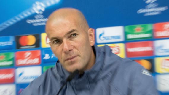 Zinedine ZIdane, en rueda de prensa. 