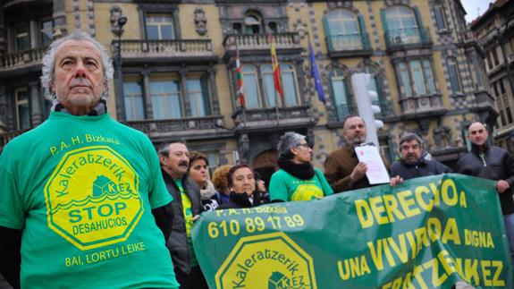 Manifestantes de la Plataforma Anti-Desahucios.