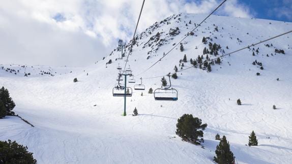 La nieve que mantiene la estación de Andorra en el mes de abril es espectacular