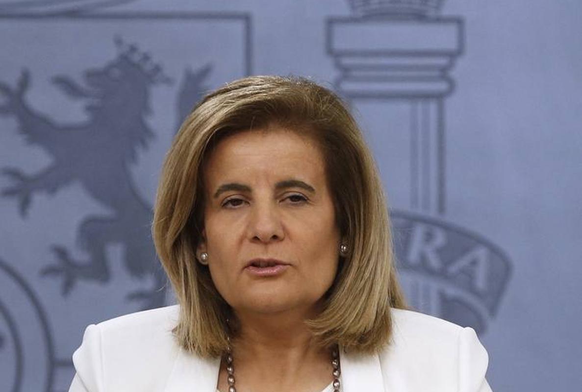 Fátima Báñez, junto a Alonso esta tarde en el Ministerio. 