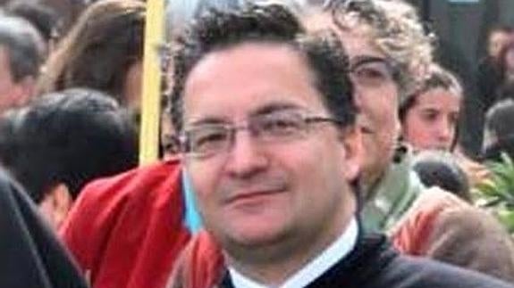 Pregonero de la Cofradía de Las Tres Caídas.