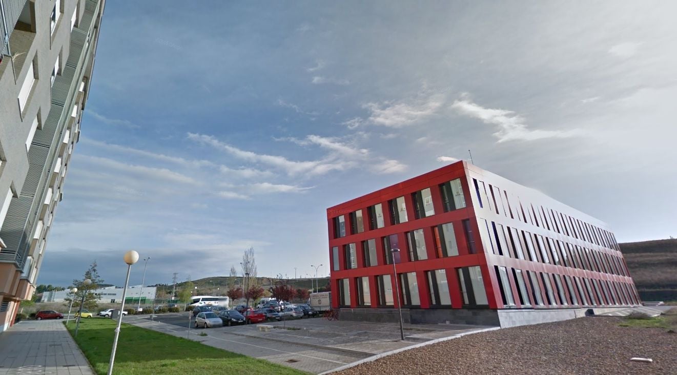El telemárketing flaquea en León: ALN cierra el 'Edificio rojo'