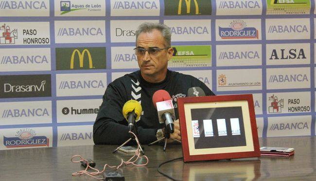 El entrenador marista cree que será un partido «de igual a igual» 