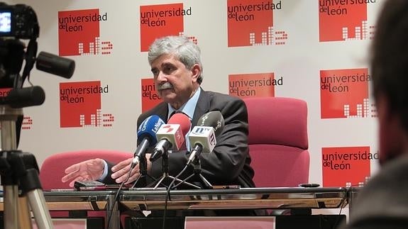 García Marín, durante la rueda de prensa ofrecida en la mañana del lunes.