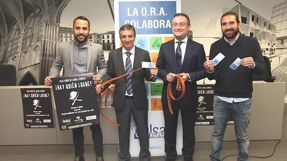 Fernando Salguero, (CD) presenta la campaña.