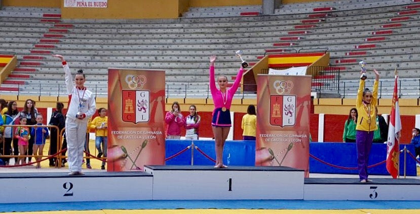 Las niñas del Ritmo volvieron a dominar la gimnasia autonómica