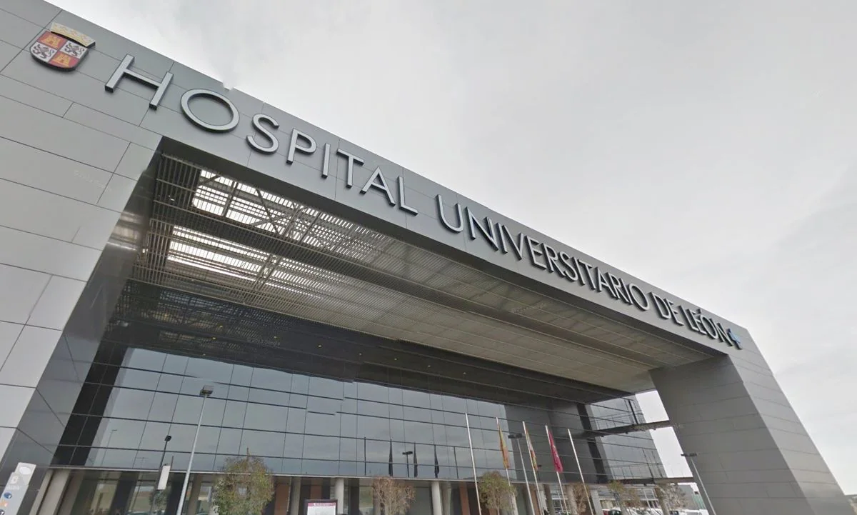 El Hospital de León sufre la ausencia de personal en verano.