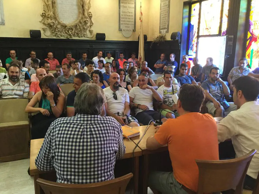 Los autónomos en la reunión con Robher Asesores y el Ayuntamiento de Astorga.