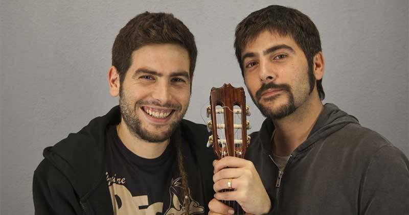 La formación de música Estopa