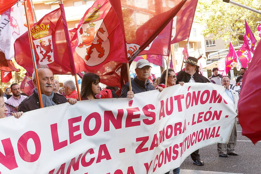 La Plataforma por la Autonomía del País Leonés convocó esta manifestación en Zamora.