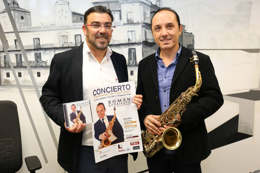 Pedro Llamas presentó este concierto junto con Román Rodríguez.