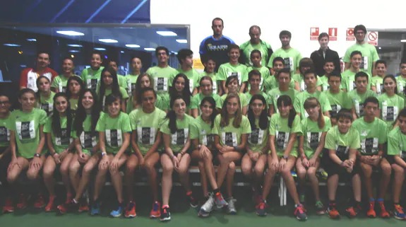 Tres atletas de León en la concentración de la Federación de Atletismo en Valladolid