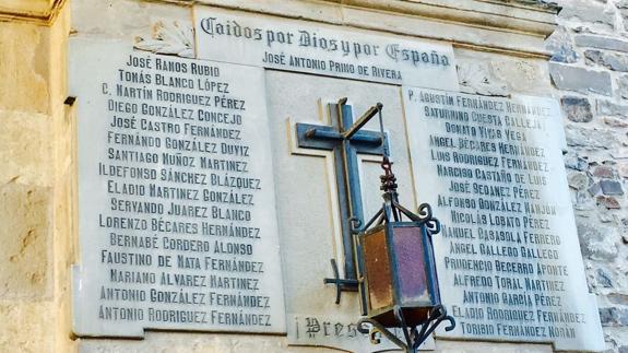 Imagen de uno de los símbolos franquistas que perviven en la provincia.