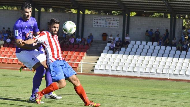 Morados y rojiblancos buscan tres puntos que les permitan tomar aire.