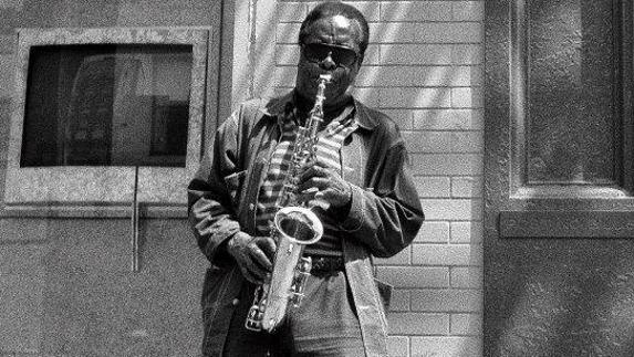 Imagen de la portada de 'Un hombre inacabado y otros cuentos'.