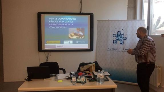 Aulas TIC innovación educativa, en Autismo León