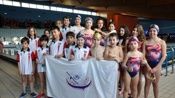 Fin de semana intenso para Club Natación León