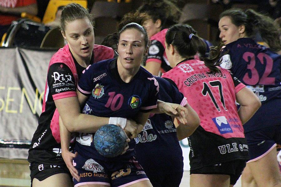 Marta Méndez, en el partido ante Aula Cultural.