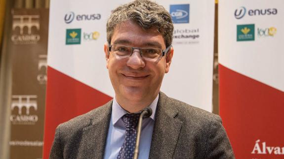 El ministro de Energía, Turismo y Agenda Digital, Álvaro Nadal, visita Salamanca.