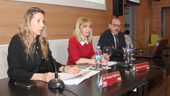 Presentación de la nueva revista del CRE.