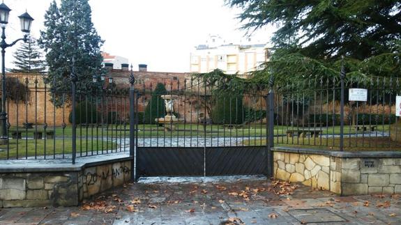 El Parque del Cid permanece cerrado. 