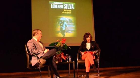 Presentación de la novela de Lorenzo Silva.