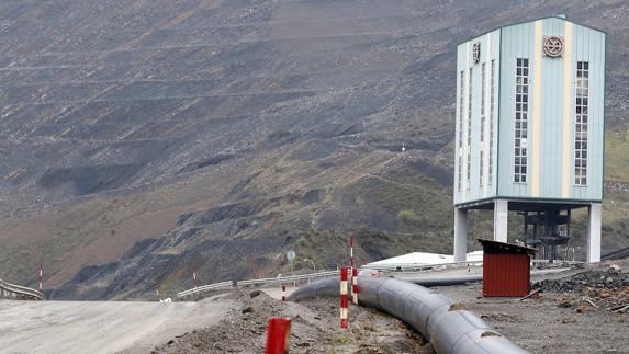 Instalaciones de la Hullera Vasco Leonesa. 