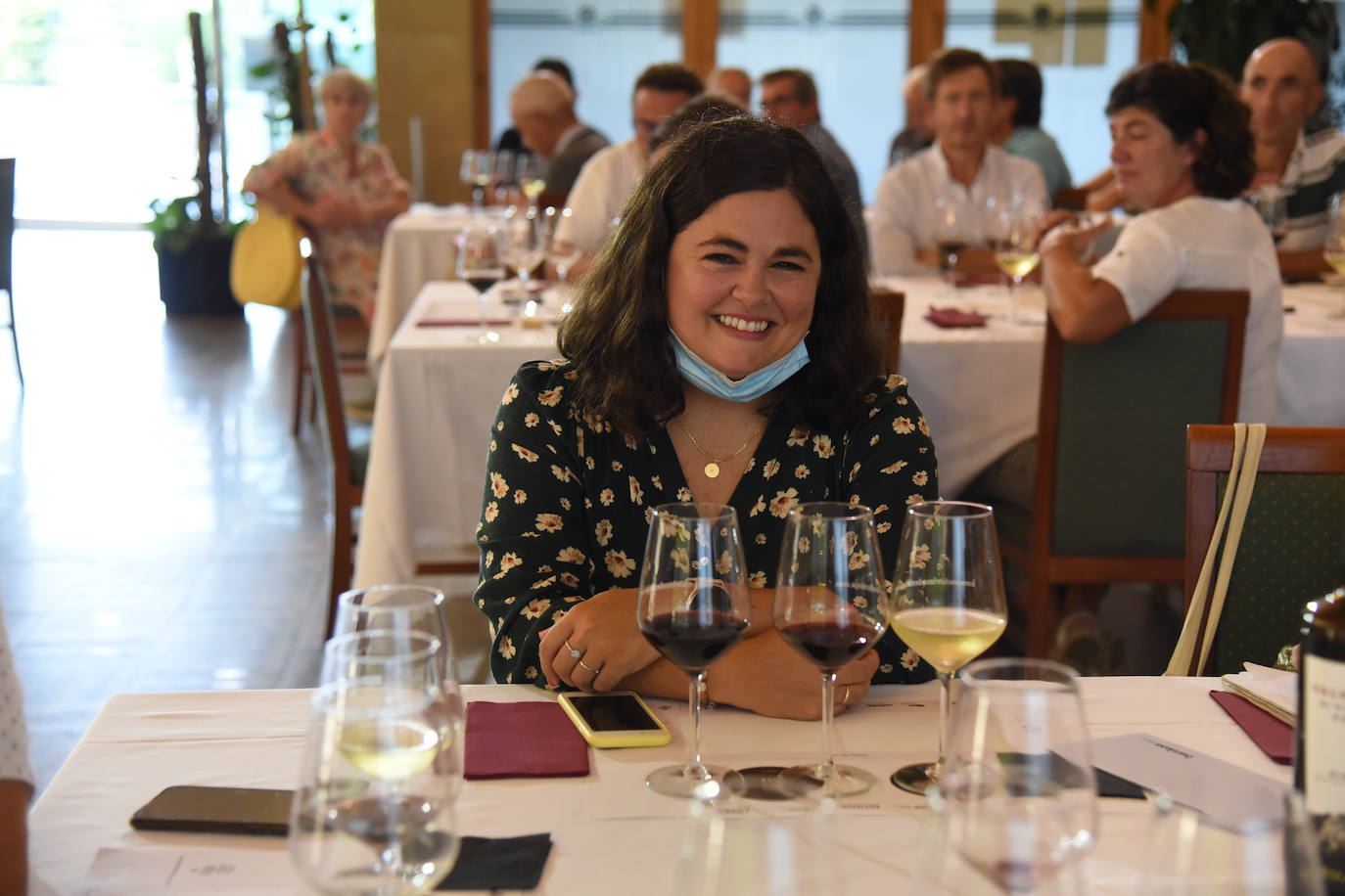 Los jugadores del torneo de patrocinadores de la Liga de Golf y Vino disfrutaron de una cata en El Campo de Logroño. 