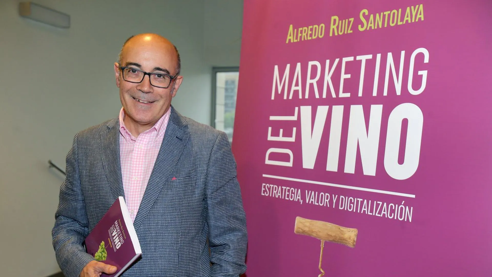 Logroño Presents ‘Wine Marketing: Strategy, Value, and Digitization’ – A Reference Manual for Small and Medium-Sized Wineries