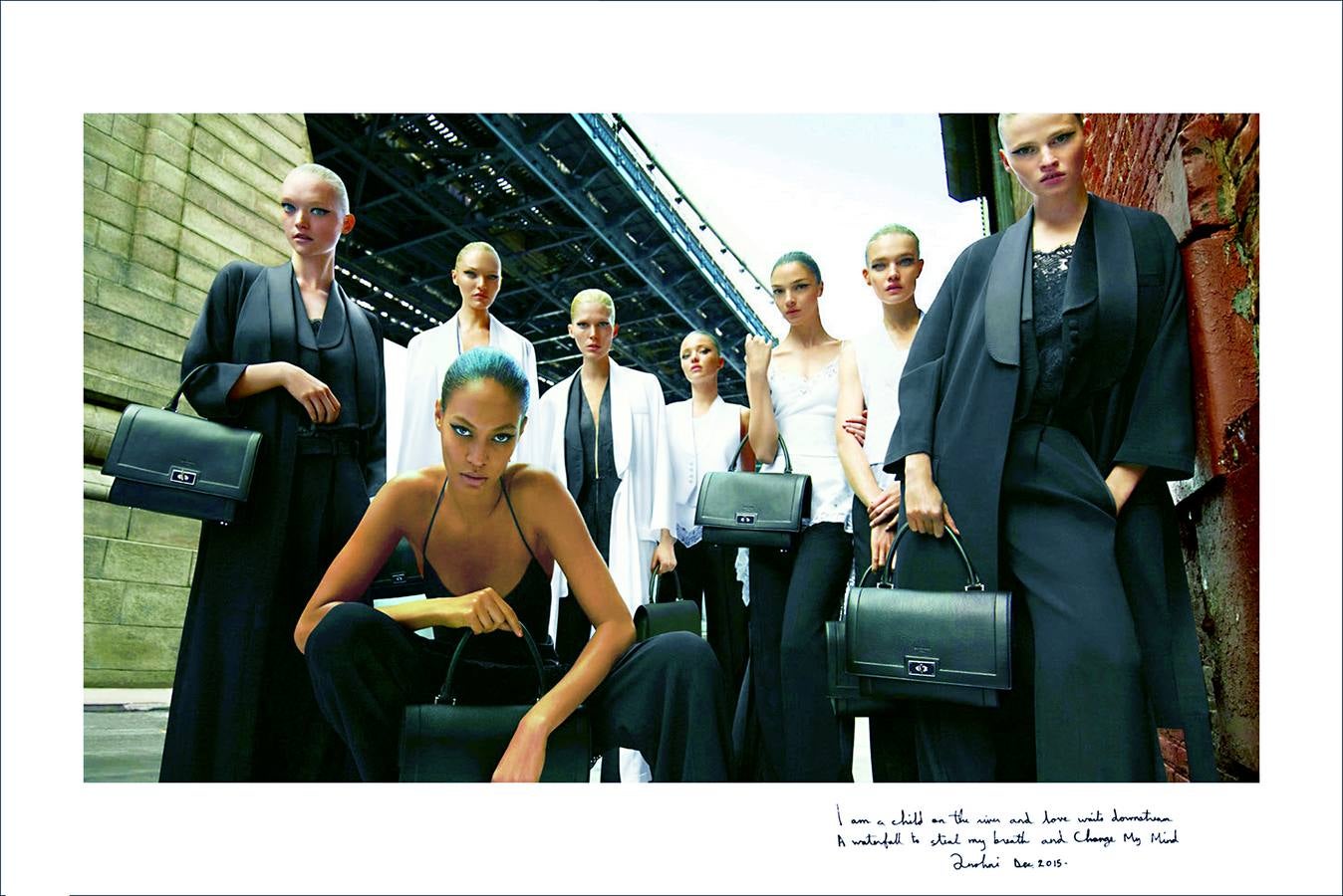 Solo Givenchy (y pocas firmas más) podía unir a ocho galácticas para su campaña de primavera, con fotos de Mert Alas y Marcus Piggot, y la colaboración del cantante Anohni, que escribe sobre el poder del amor al margen. Sasha Pivovarova, Joan Smalls, Candice Swanepoel, Grace Hartzel, Miranda Kerr, Mariacarla Boscono, Natalia Vodianova y Lara Stone forman la "plantilla titular", pero ocho novísimas salen en otra foto.