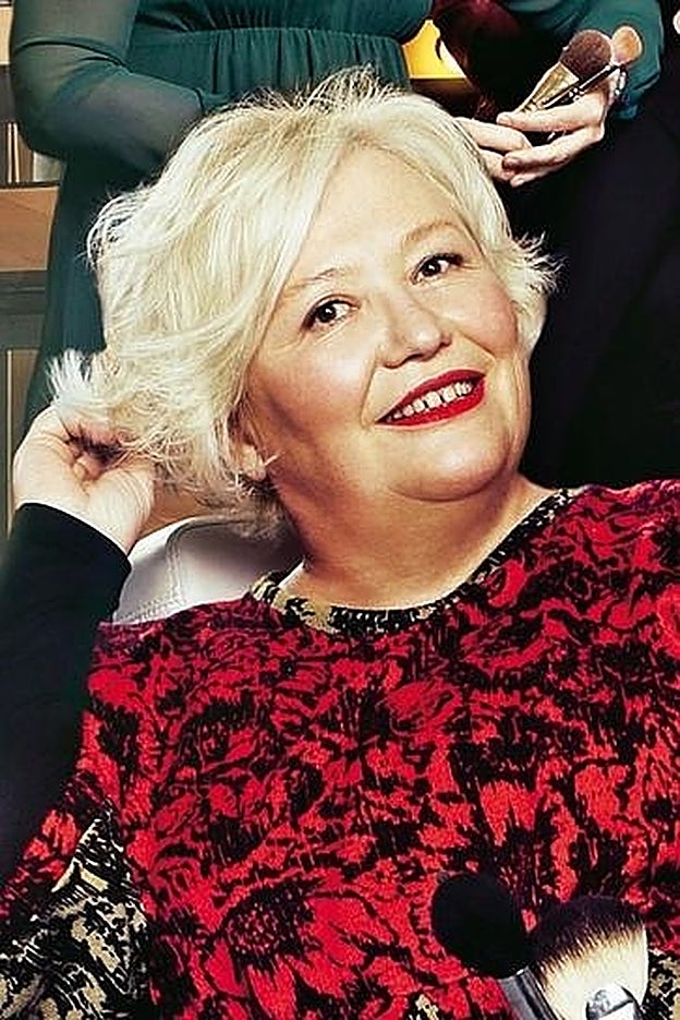 Sylvie Imbert: Maquillaje y peluquería.