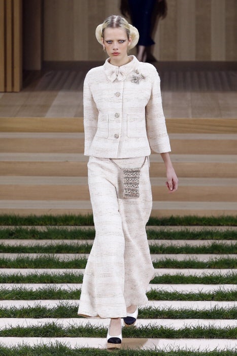 El tejido estrella de la 'maison' vuelve a ser el protagonista de la colección Alta Costura.