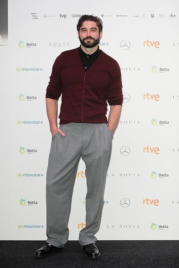 El actor no duda en arriesgar con prendas tendencia en sus looks.