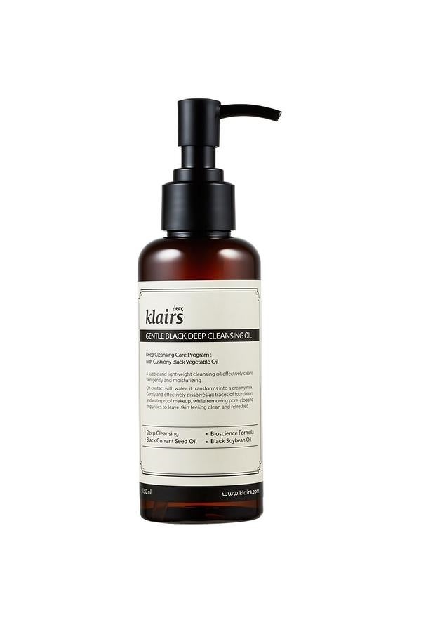 El mejor limpiador para mantener tu piel cuidada y limpia sin causar ningún problema de irritación o tirantez. Ayuda a mantener la piel hidratada incluso después de la limpieza. Está formulado con aceites naturales extraídos del frijol negro, que ayuda a controla la producción de sebo y proporciona una piel suave. Contiene también aceite de sésamo negro con efectos antioxidantes y aceite de semilla de grosella, rica en minerales y vitaminas. Su fórmula hipoalergénica lo hace un limpiador ideal incluso para las pieles más sensibles. (Precio: 23,99€, en Miin-Cosmetics).