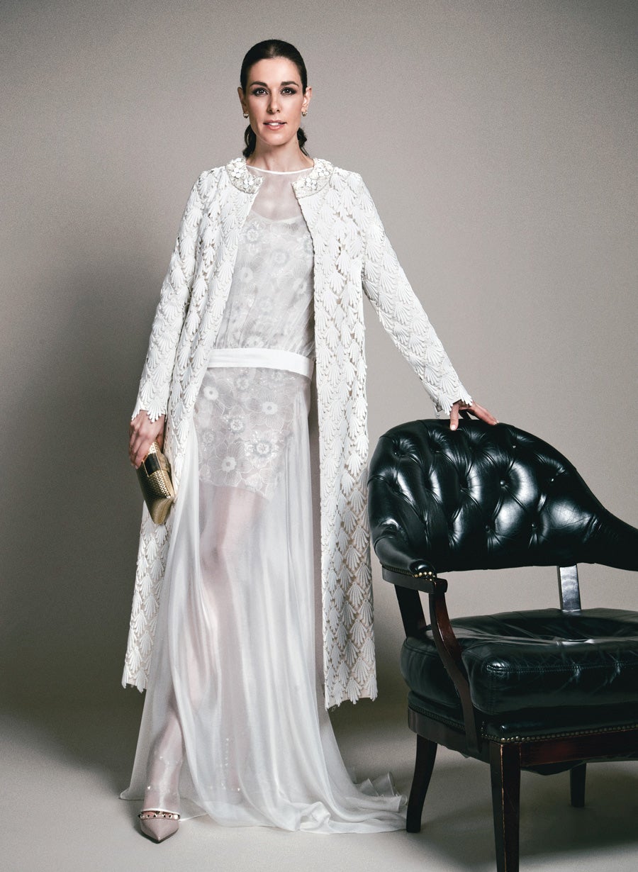 Raquel Sánchez Silva, bloguera de Mujerhoy, con vestido y abrigo de Juan Duyos.