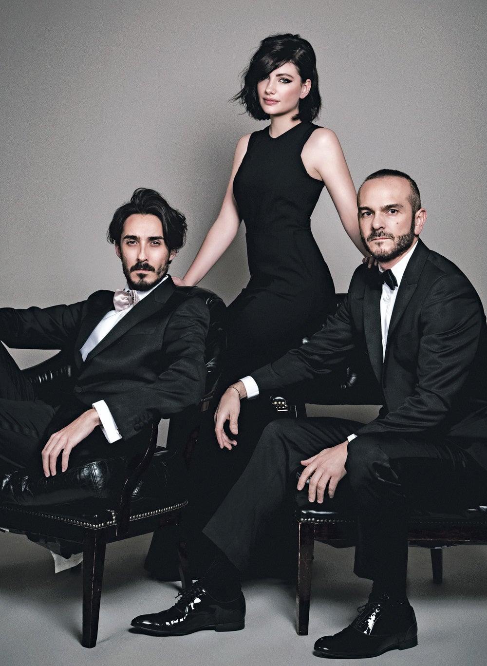 Antonio Burillo y Juan Carlos Fernández, de The 2nd Skin Co., con la actriz Miriam Giovanelli.