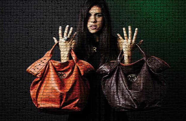 Esta firma creada por las hermanas Riera fusiona la moda, la ciudad de Barcelona y el estilo de vida cosmopolita en todos sus diseños.