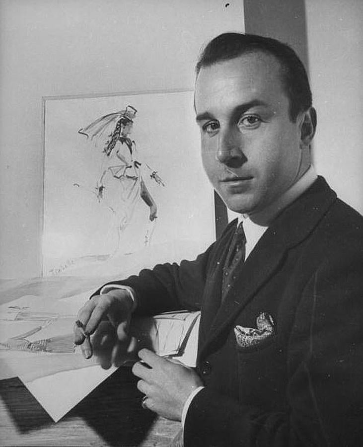 Blake compartió su Oscar ‘ex aequo’ por ‘Nicolás y Alejandra’ con Castillo, que no acudió a recogerlo. Su apellido llegó a aparecer junto al de Lanvin en las etiquetas de la ‘maison’ y trabajó, entre otros, con Jean Cocteau en el vestuario de 'La Bella y la Bestia'.